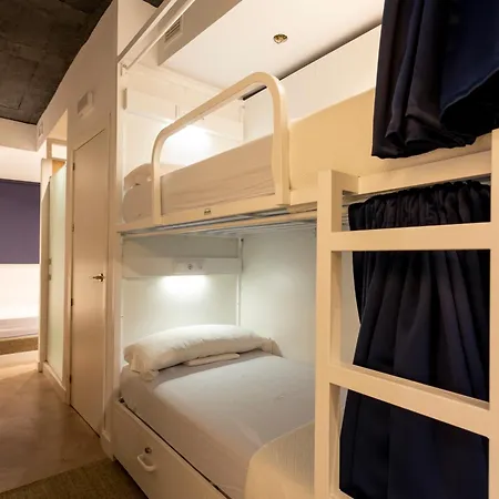 Stop Ab Hostel Malaga