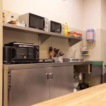 Stop Ab 호스텔 말라가