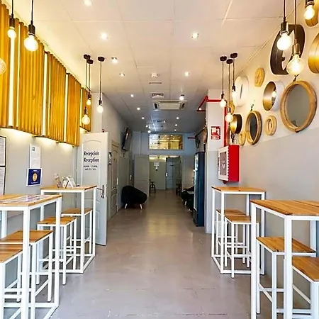 Hostel Stop Ab *