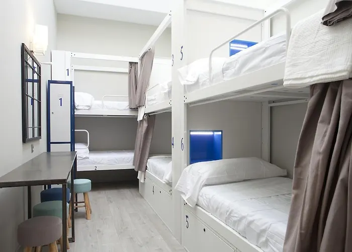 Stop Ab Хостел *