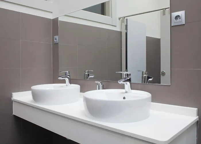 Stop Ab Хостел Малага